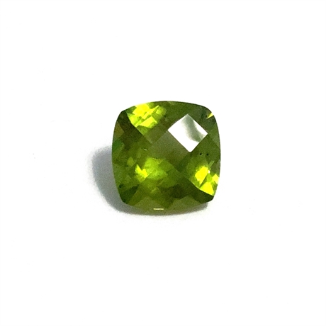 2.73ct Cushion Cut Peridot Loose Gemstone 8.4mm